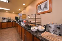 Duluth Inn & Suites Near Spirit Mountain - Frühstück