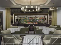DoubleTree by Hilton Fort Lee/George Washington Bridge - bar