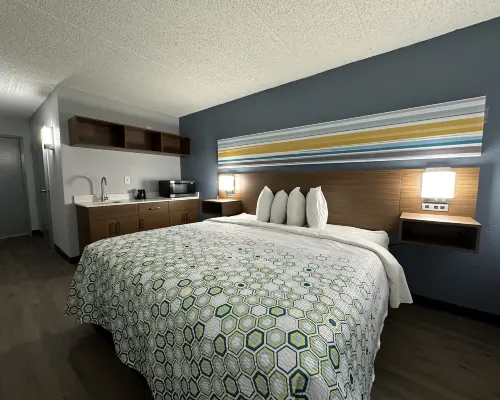HomeTowne Studios Richmond, VA – W Broad St Hotels in Dumbarton