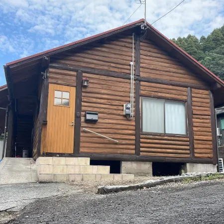 Wood Retreat Отели рядом с достопримечательностью «Парк аттракционов Kodomo-no-Kuni»
