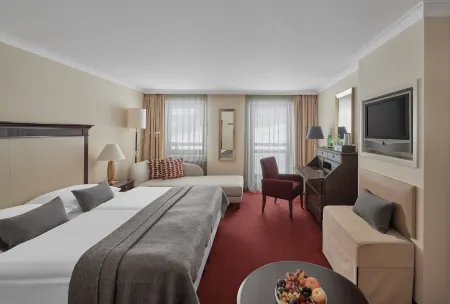 Lebenberg Schlosshotel-Kitzbühel Отели в г. Кицбюэль