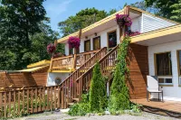 Motel Ile d'Orleans فنادق في Chateau Richer
