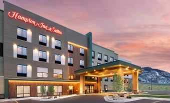 Hampton Inn & Suites by Hilton Watertown Boston