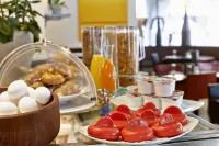 Aria Hotel Chisinau - breakfast