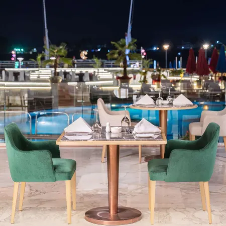 Sonesta St. George Hotel - Convention Center