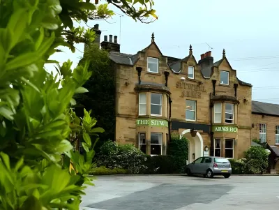 The Sitwell Arms Hotel Hotels in Harthill with Woodall