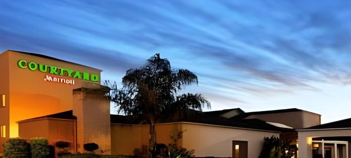 Courtyard Fresno Hotels in Fresno County