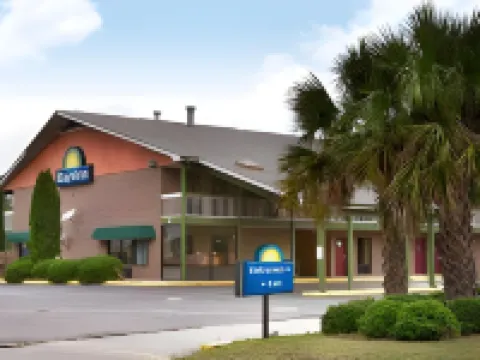 Days Inn by Wyndham Columbia NE Fort Jackson Các khách sạn ở Columbia