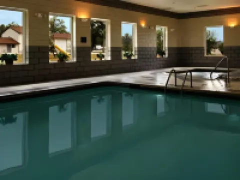 Super 8 by Wyndham Grayling Hotels in Grayling Township