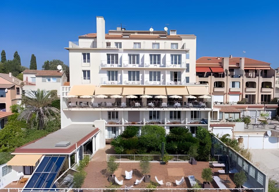 hotel overview picture