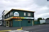 B&B Guesthouse - Bed and Breakfast Keflavik Centre