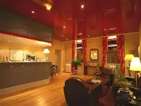 Hôtel Terminus - Pizzeria Pizz'a Gogo - Salle de Sport - Face à la Gare Hotels in Lons-le-Saunier