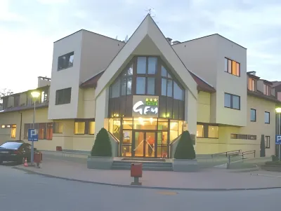 Hotel Gem Hotels near Średniowieczny Gród Sołtysowice, ruiny