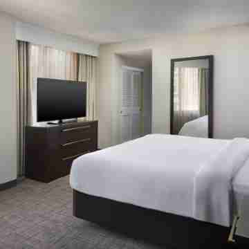 Residence Inn Bethesda Downtown Rooms