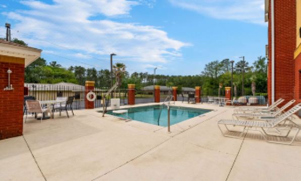 Comfort Inn & Suites Chipley I-10