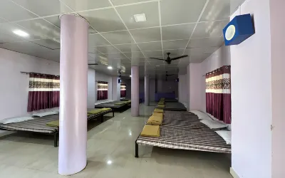 Balaji Resort Các khách sạn ở Varoti Kh.