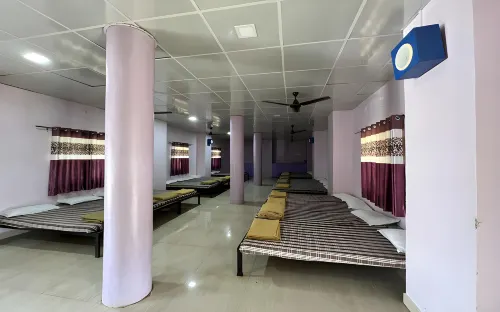 Balaji Resort Hotels in Varoti Kh.