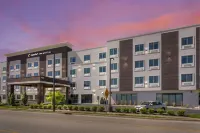 Comfort Inn & Suites Clarksville - Louisville North Hotels near Maurices