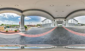 Spark by Hilton Commerce, GA - Housity