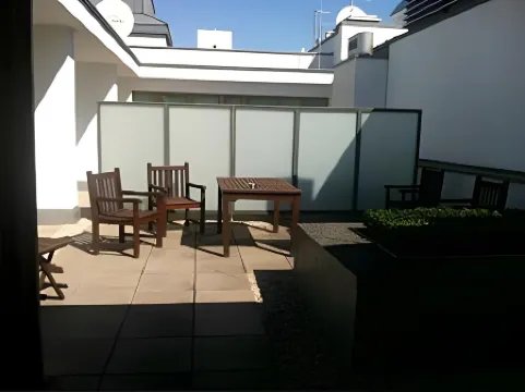 柏林快船城市家庭式公寓