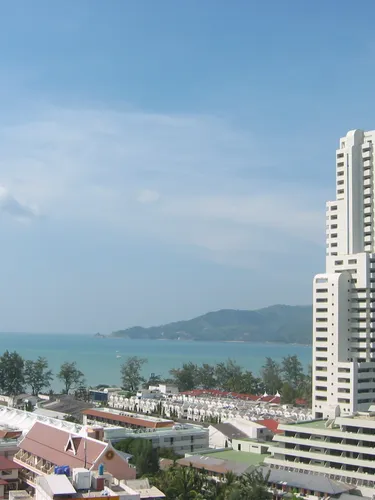 รูปภาพของPatong Tower - 150m to the beach, shops, bars 1502