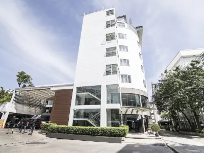 Trang Hotel Bangkok Hotels near Rajadamnern Muay Thai Stadium