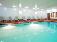 Holiday Inn Express & Suites CULPEPER by IHG - Pools
