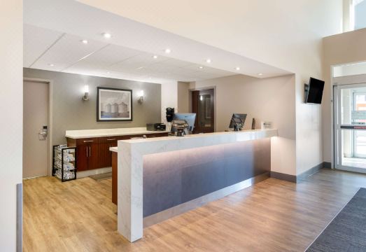 베스트 웨스턴 플러스 브랜던 인