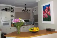 Fully Furnished 3 Bedroom House in in Pentagon Park Bloemfontein