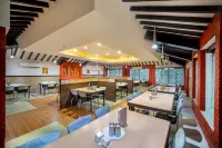 Hotel Sadhabishegam