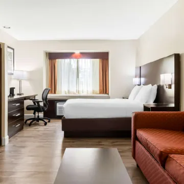 愛國者地貝斯特韋斯特酒店 鄰近Patriots Point Cold War Submarine Memorial的酒店