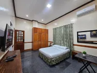 Villa Jhoana Resort Hotels in Taytay