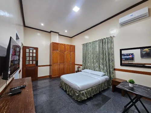 Villa Jhoana Resort Hotels in Taytay