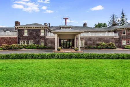 Traditions Hotel & Spa Johnson City - Binghamton, Ascend Hotel Collection