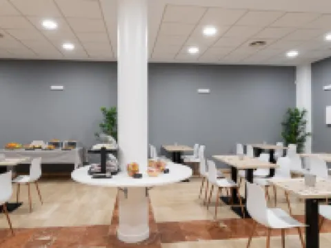 Hotel Alda Malvasía Hotéis em Haro