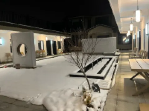 莫愁花開民宿