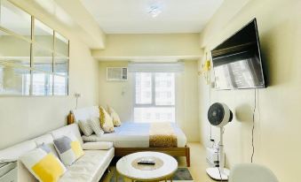 M2 Minimalist and Cozy Studio