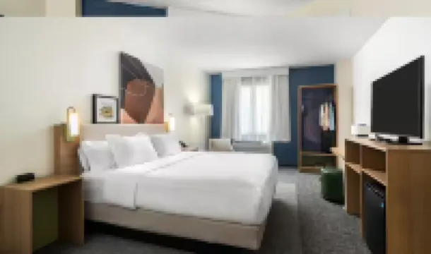 Spark by Hilton Roanoke Airport