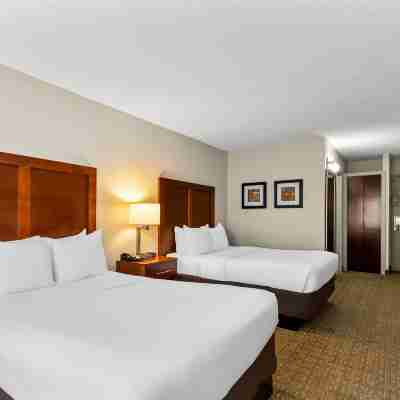 聖路易斯舒適酒店-韋斯特波特活動中心 Rooms