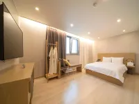 Centro Hotel Hotels near Dodeogam Hermitage