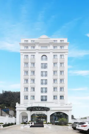 Glenda Tower Moc Chau Hotel Отели в г. Район Мокчау