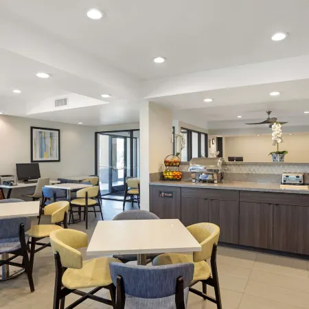 Best Western Exeter Inn  Suites