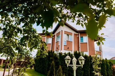 Usadba Legenda Hotels in 