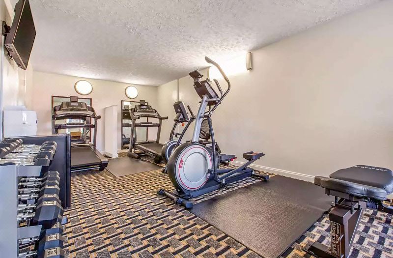 Ramada by Wyndham Santee I-95 photo 2