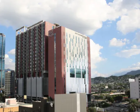 City Express Plus by Marriott Monterrey Centro モンテレーのホテル