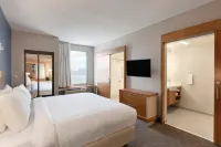 SpringHill Suites Houston Northwest Hôtels à proximité de : National Museum of Funeral History