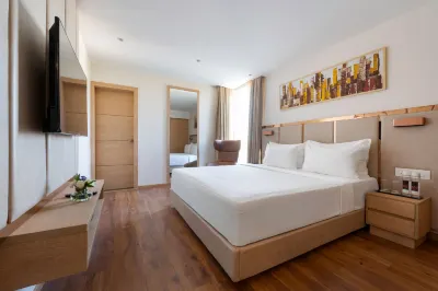 Clarks Inn Indore Hotels near Star Square
