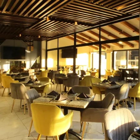 voco SALTILLO SUITES by IHG