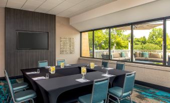 DoubleTree by Hilton Hotel Columbia