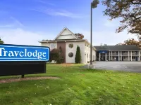Travelodge by Wyndham Great Barrington Berkshires Hotels near The Guthrie Center & Foundation
